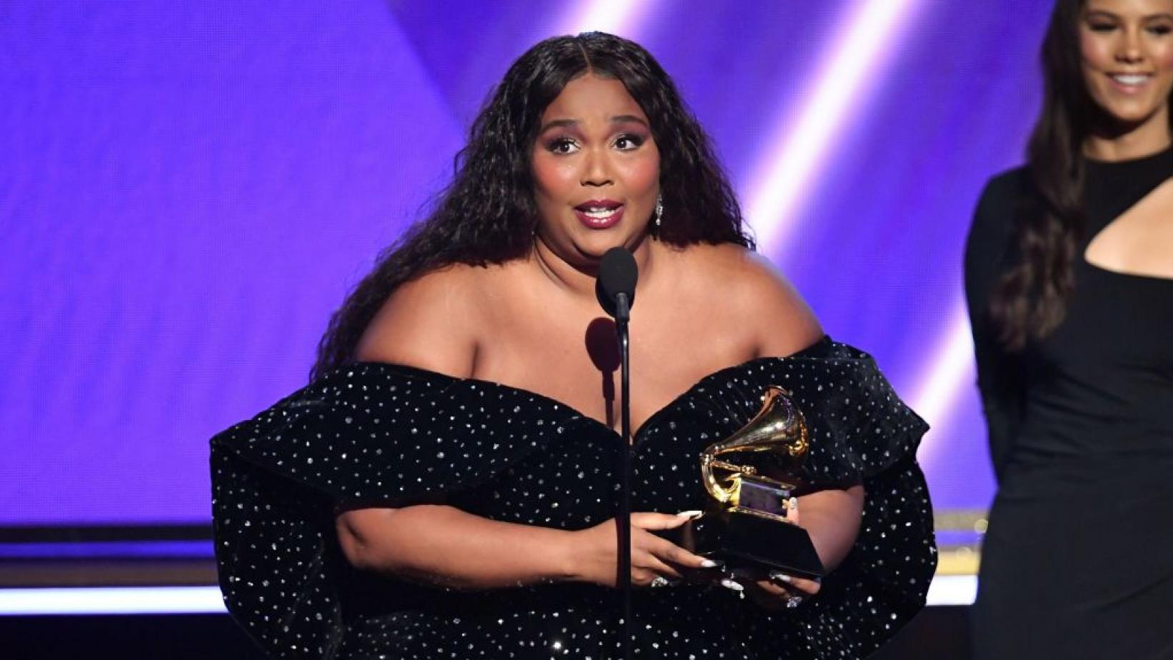 Lizzo – лучше сольное поп-исполнение